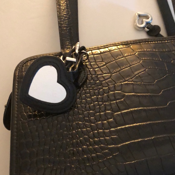 Brighton Handbag - Picture 2 of 8